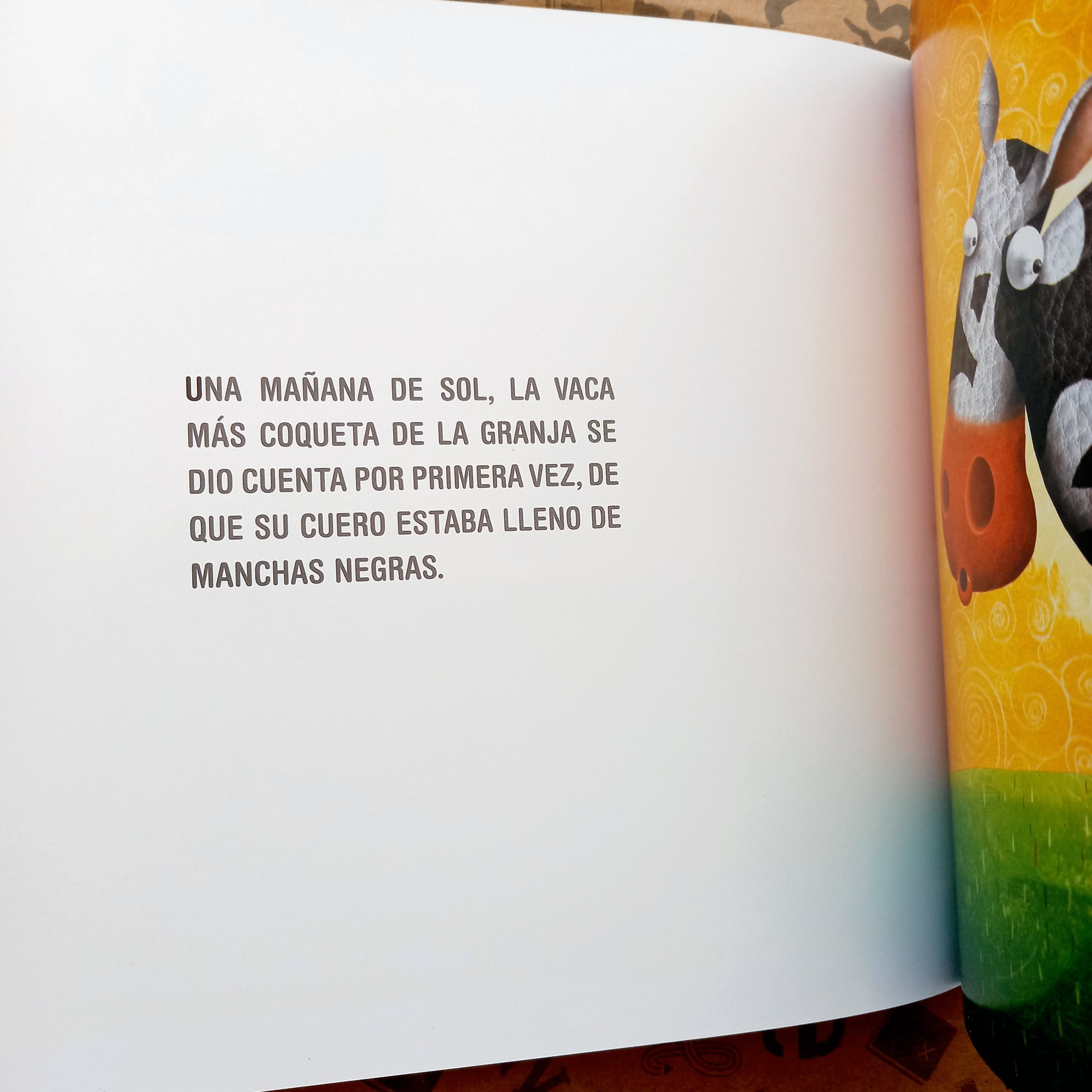 Cuero negro, vaca blanca Cuero negro, vaca blanca